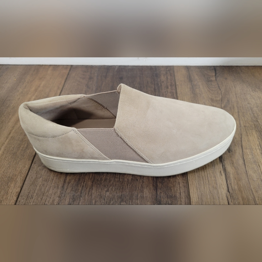 Vince Warren suede slip-on platform sneaker in a light taupe or beige color - Picture 2 of 7